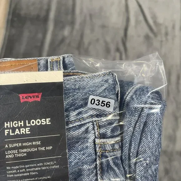 Levi's High Loose Flare Jeans Womens 26 X 32 Blue Wash High Rise Distressed - Picture 14 of 14